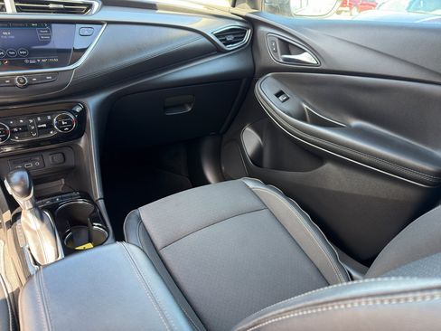 Used 2021 Buick Encore GX Select w/ Advanced Technology Package image 12