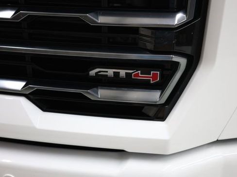 Used 2025 GMC Sierra 2500 AT4 w/ AT4 Premium Plus Package AWD/4WD image 84