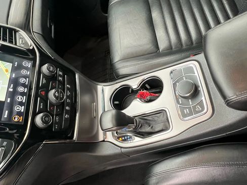 Used 2019 Jeep Grand Cherokee Limited X image 26