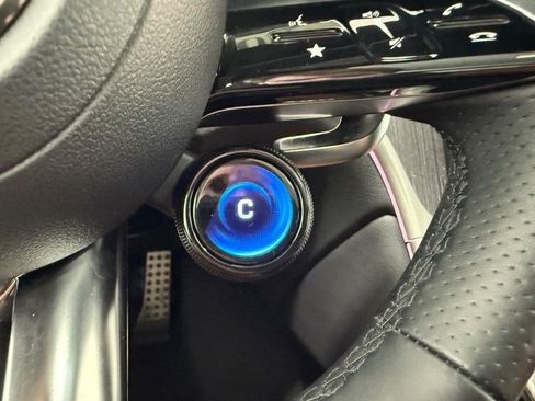 Certified 2024 Mercedes-Benz GLC 43 AMG 4MATIC image 18