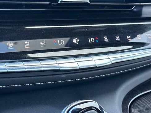 Certified 2023 Cadillac Escalade Premium Luxury w/ Performance Package image 30