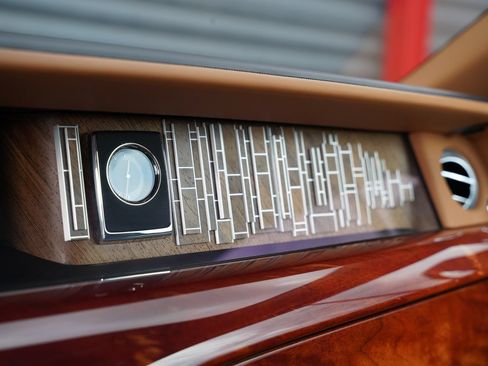 Used 2018 Rolls-Royce Phantom Extended Wheelbase RWD image 20