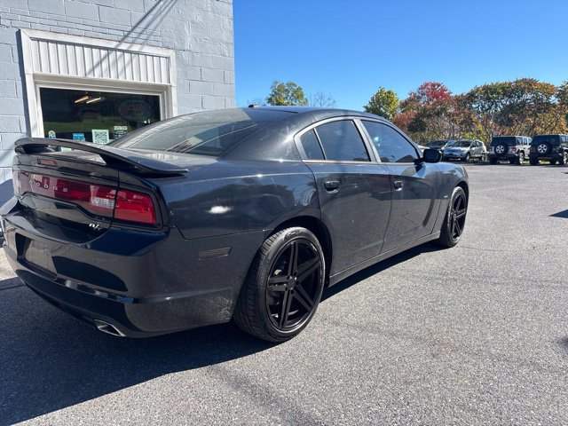 Used 2013 Dodge Charger R/T RWD image 5