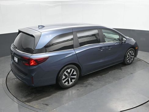 Used 2025 Honda Odyssey EX-L image 26