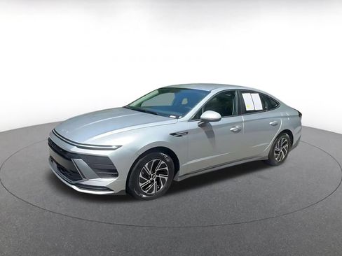 Used 2026 Hyundai Sonata Blue FWD image 10
