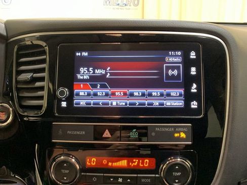 Used 2019 Mitsubishi Outlander SE AWD/4WD image 34