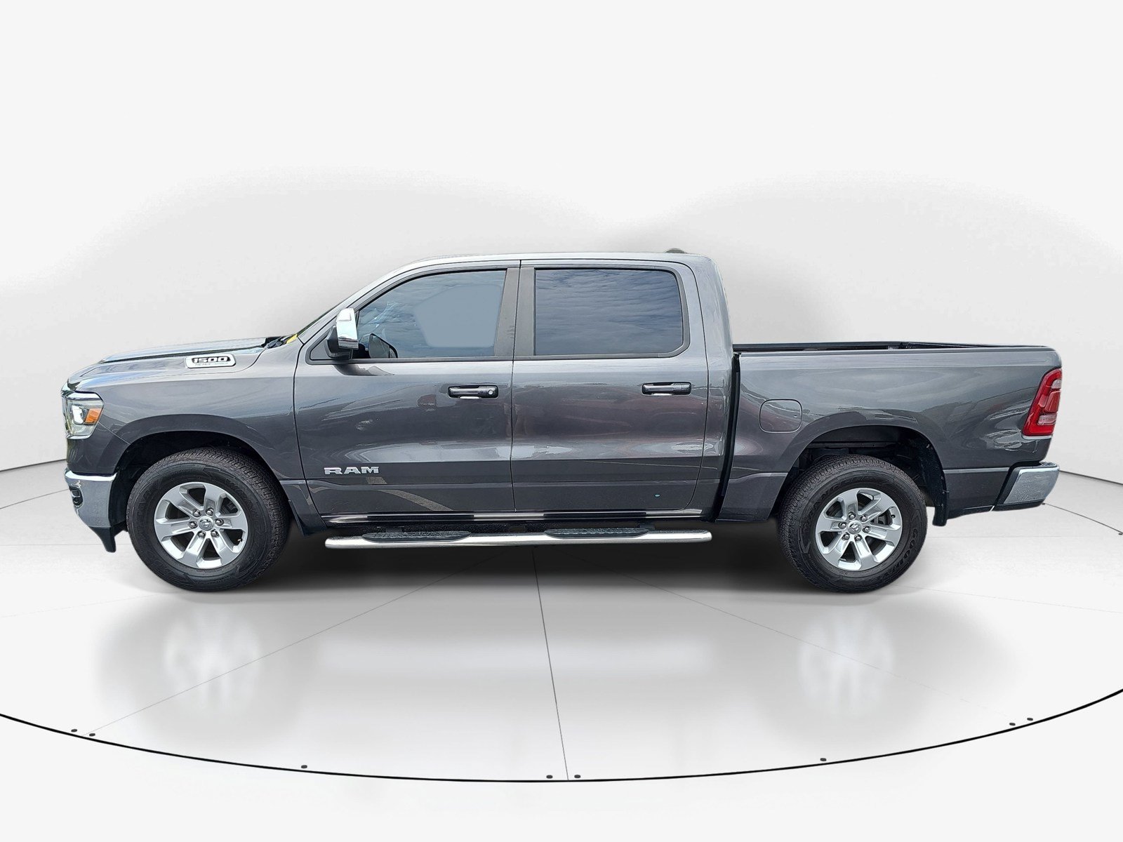 Used 2023 RAM 1500 Laramie RWD image 6