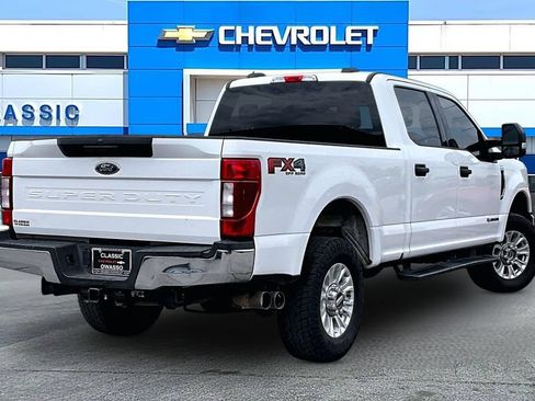 Used 2021 Ford F250 XLT w/ FX4 Off-Road Package AWD/4WD image 5