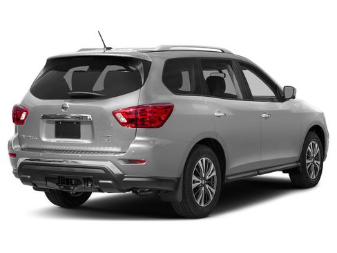 Used 2019 Nissan Pathfinder SV FWD image 2