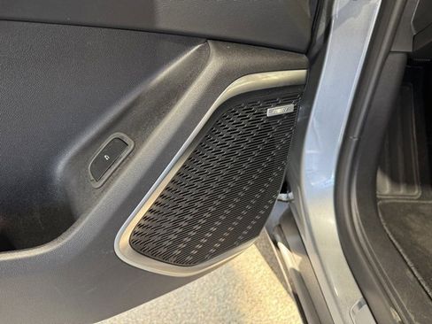 Used 2025 Buick Enclave Preferred image 7