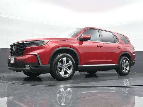 Used 2023 Honda Pilot EX-L image 17