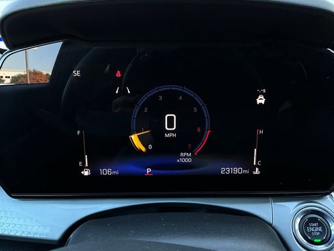 Used 2025 Chevrolet Trax LT image 36