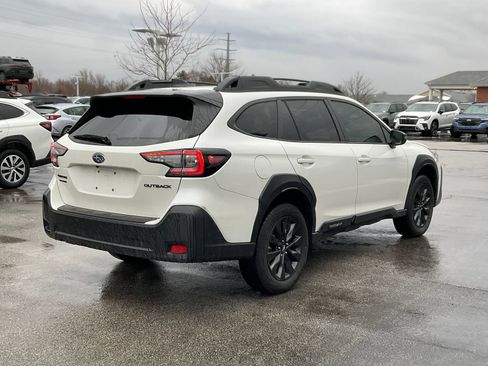 Certified 2025 Subaru Outback Onyx Edition image 9