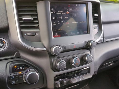 Used 2024 RAM 2500 Big Horn w/ Bed Utility Group image 17