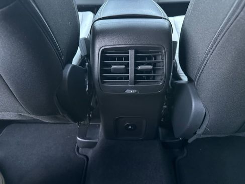 Used 2024 Ford Escape Active image 13