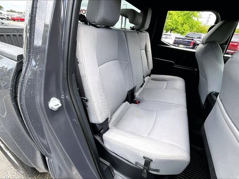 Used 2025 Toyota Tacoma SR5 AWD/4WD image 19