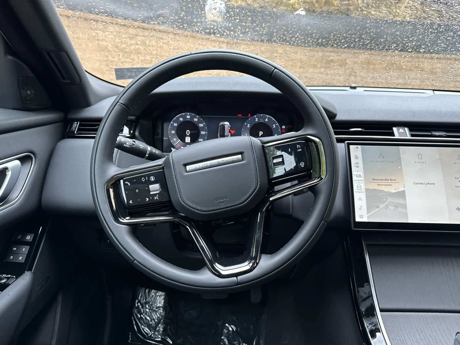 Used 2026 Land Rover Range Rover Velar S AWD/4WD image 10