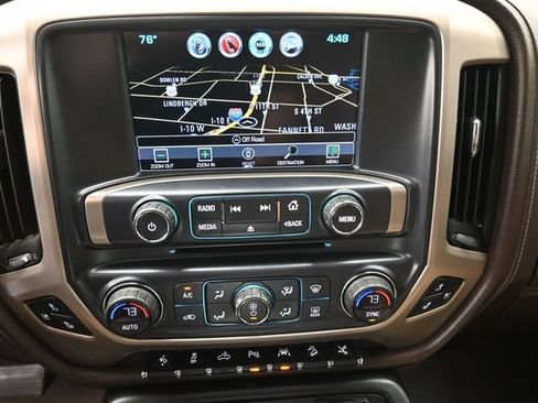 Used 2018 GMC Sierra 1500 Denali w/ Denali Ultimate Package AWD/4WD image 3