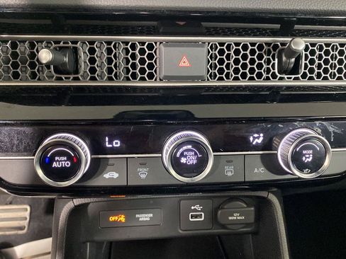 Used 2023 Honda Civic Sport image 18