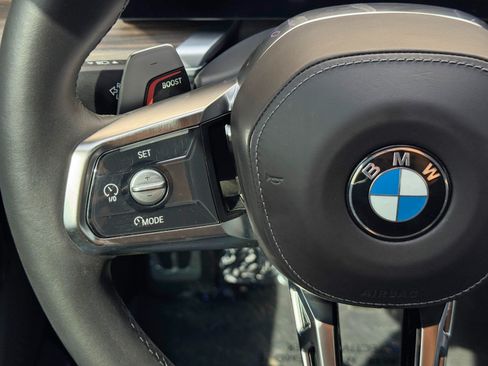 Used 2024 BMW 740i w/ Premium Package 2 RWD image 22