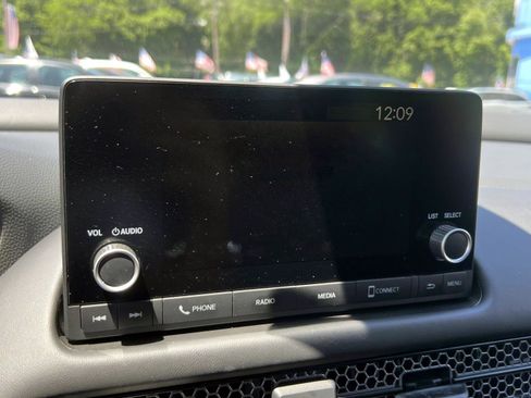Used 2025 Honda HR-V Sport image 24