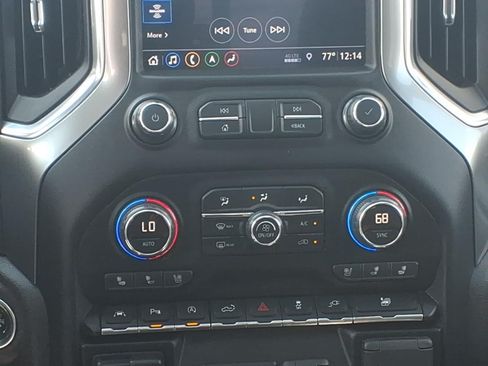 Certified 2019 Chevrolet Silverado 1500 LTZ w/ LTZ Premium Package AWD/4WD image 13