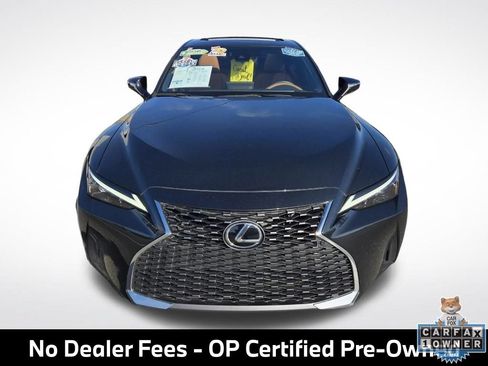 Used 2024 Lexus IS 300 w/ Comfort Package RWD image 4