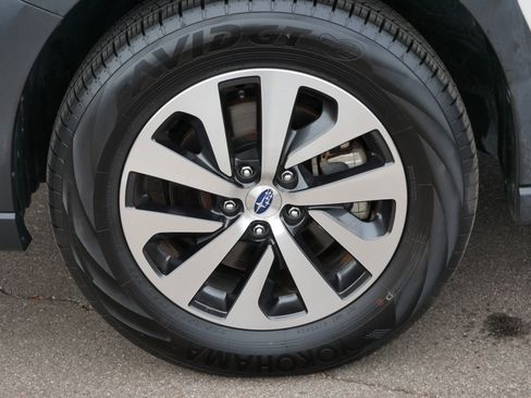 Used 2024 Subaru Outback Premium image 15