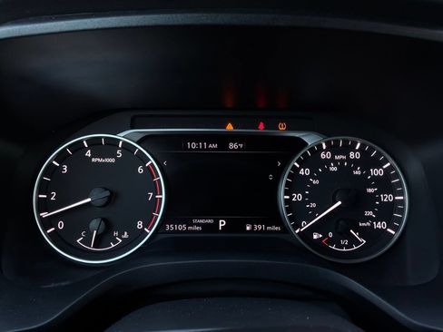 Used 2025 Nissan Rogue SV FWD image 37