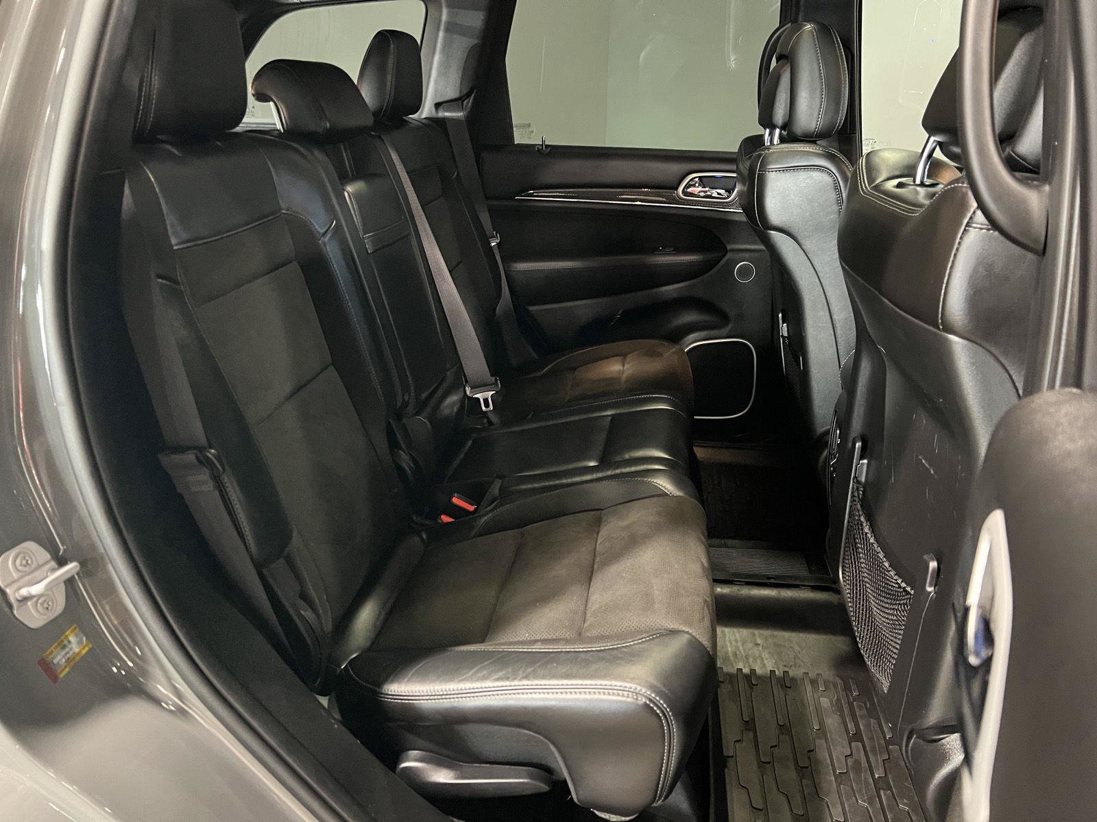 Used 2019 Jeep Grand Cherokee SRT AWD/4WD image 45
