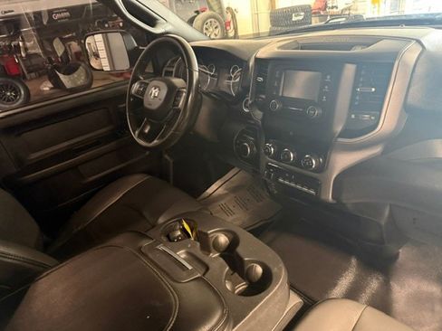Used 2022 RAM 2500 Tradesman w/ Chrome Appearance Group AWD/4WD image 13