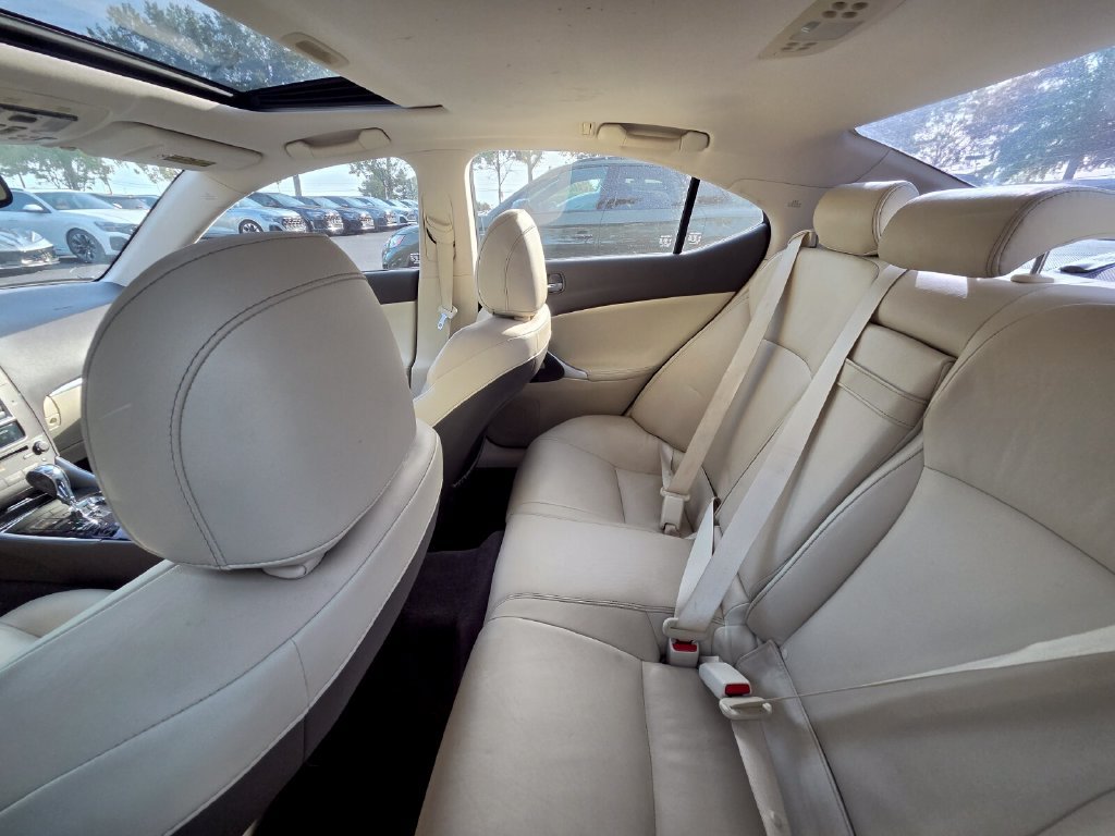 Used 2013 Lexus IS 250 RWD image 10