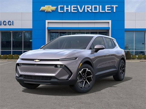 New 2026 Chevrolet Equinox EV LT image 6