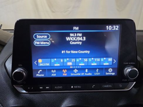 Used 2022 Nissan Sentra SV w/ All-Weather Package FWD image 12