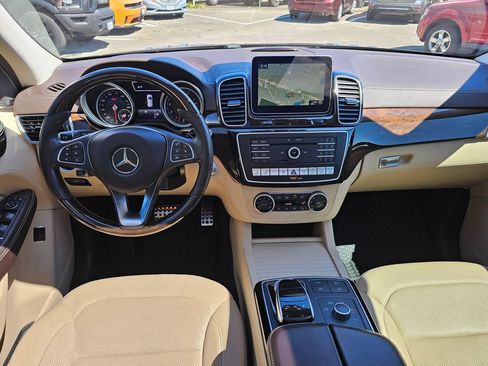 Used 2017 Mercedes-Benz GLE 43 AMG 4MATIC image 17