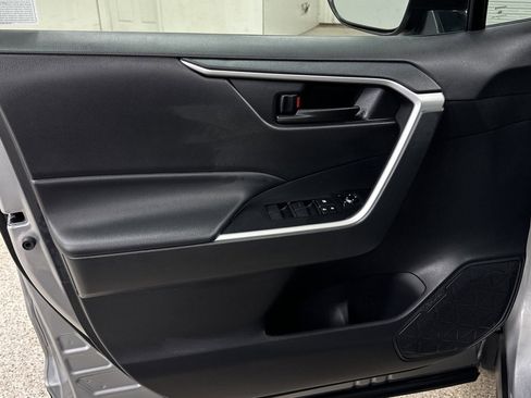 Used 2023 Toyota RAV4 LE image 3