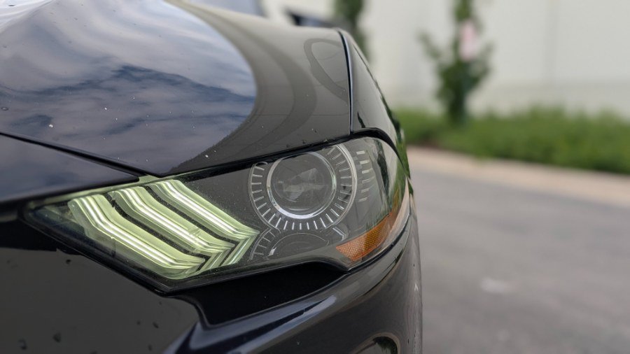 Used 2018 Ford Mustang Coupe RWD image 15