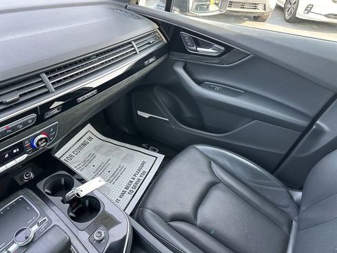 Used 2019 Audi Q7 3.0T Prestige AWD/4WD image 29