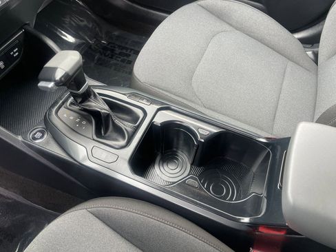 Used 2025 Kia K4 LXS image 43