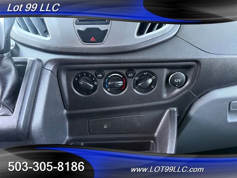 Used 2018 Ford Transit 150 XL image 39