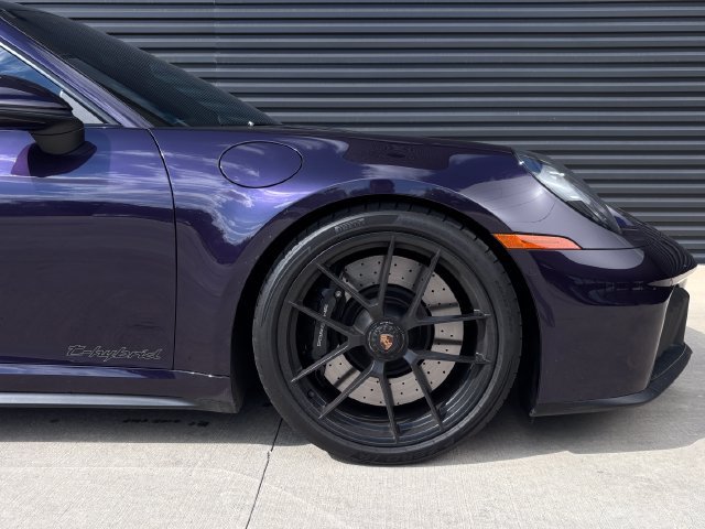 Certified 2026 Porsche 911 Carrera 4 GTS AWD/4WD image 11
