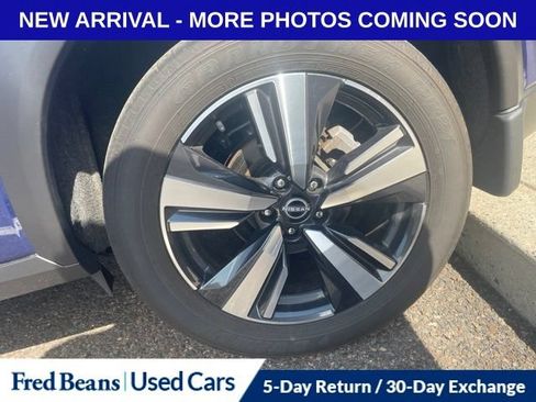 Used 2023 Nissan Rogue SL AWD/4WD image 13