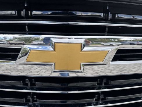 Used 2024 Chevrolet Tahoe LT RWD image 10