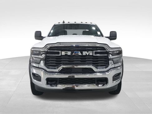 New 2026 RAM 4500 Tradesman w/ Chrome Appearance Group AWD/4WD image 3