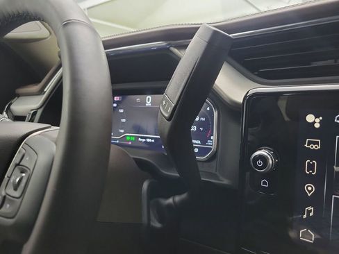 Used 2025 GMC Sierra 2500 Denali w/ Denali Reserve Package image 30