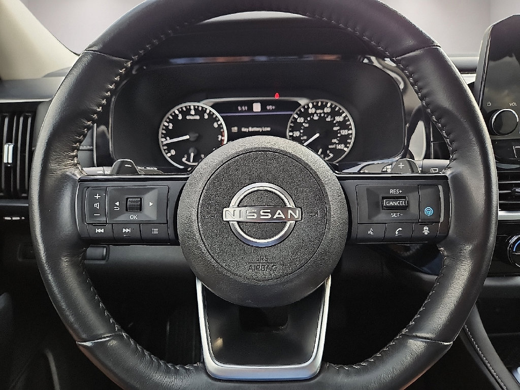 Used 2024 Nissan Pathfinder SL FWD image 30