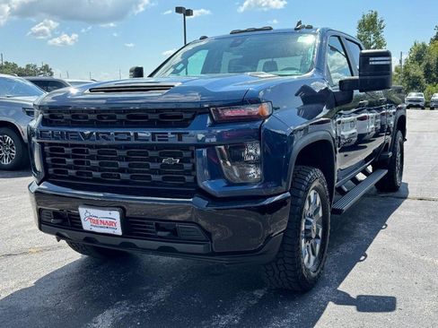 Used 2023 Chevrolet Silverado 2500 Custom w/ Custom Value Package AWD/4WD image 8