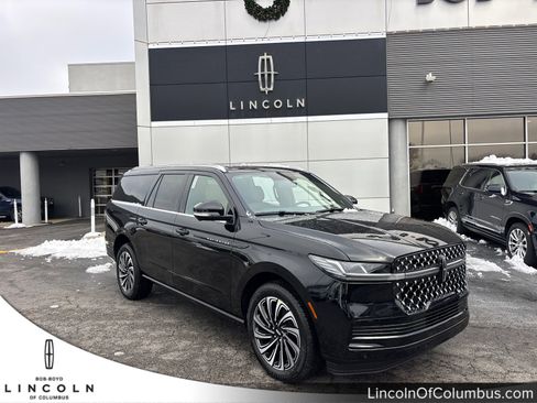 New 2025 Lincoln Navigator L Black Label image 1