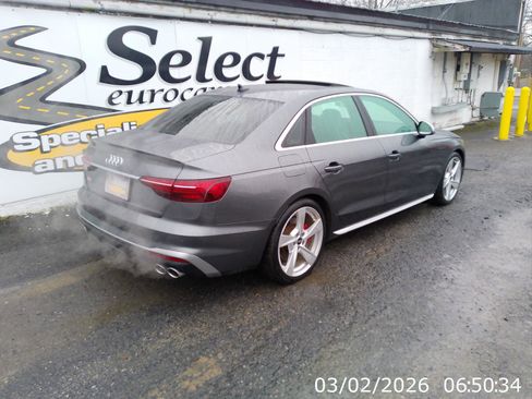 Used 2022 Audi S4 Premium Plus image 5