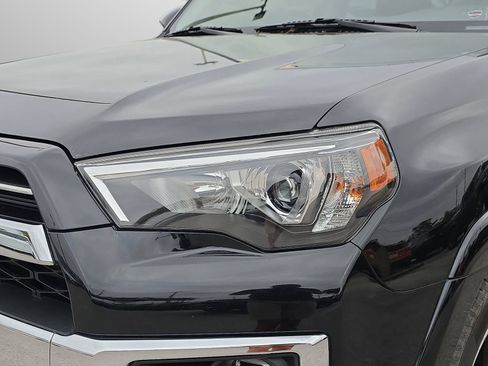 Used 2021 Toyota 4Runner Limited AWD/4WD image 13